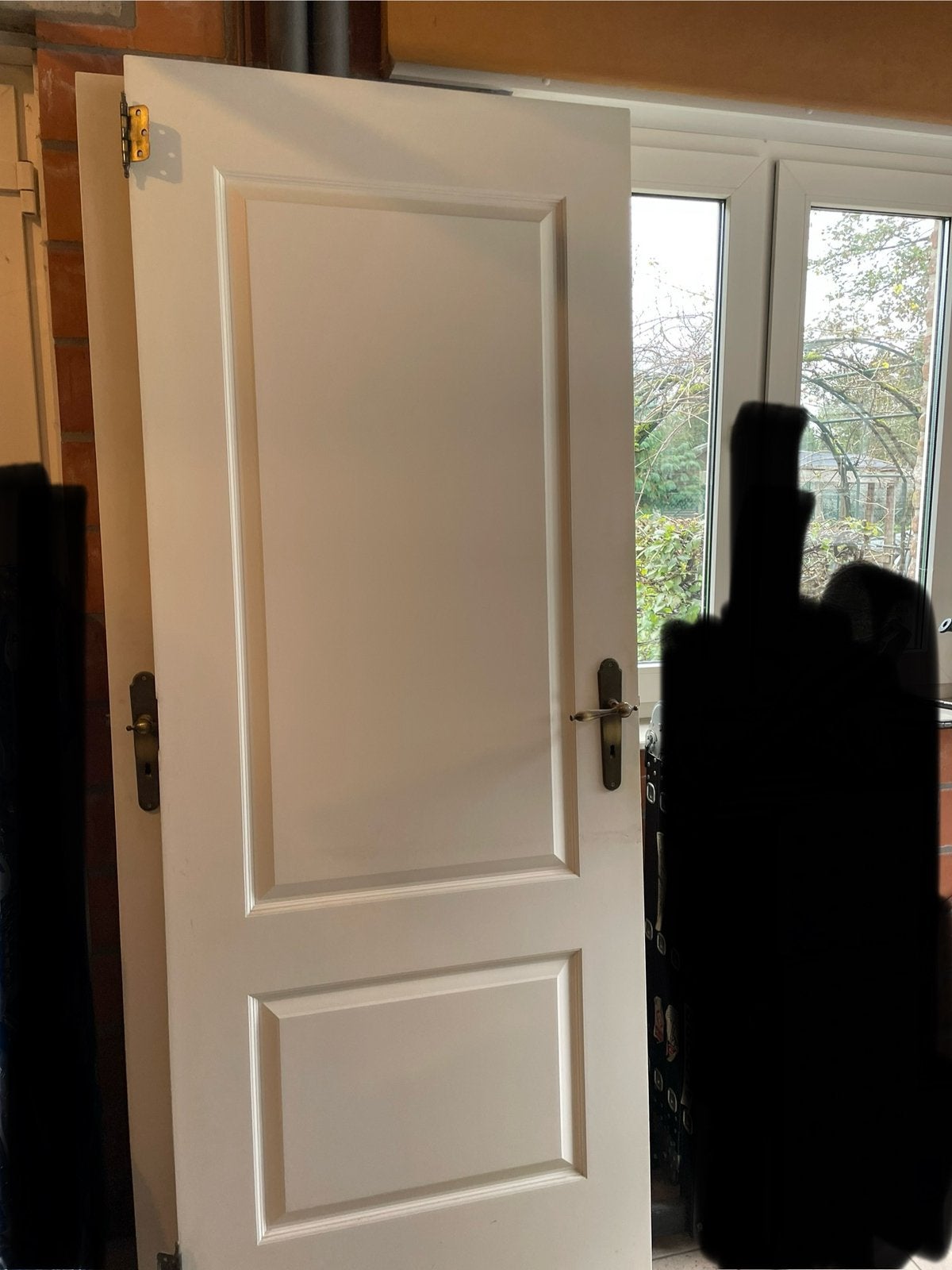 2 witte afgewerkte binnendeuren met beslag, Doe-het-zelf en Bouw, Ophalen, Zo goed als nieuw