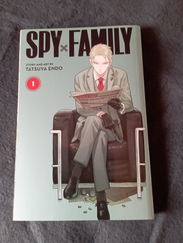 manga spy x family 1, Eén comic, Ophalen of Verzenden, Zo goed als nieuw, Japan (Manga)