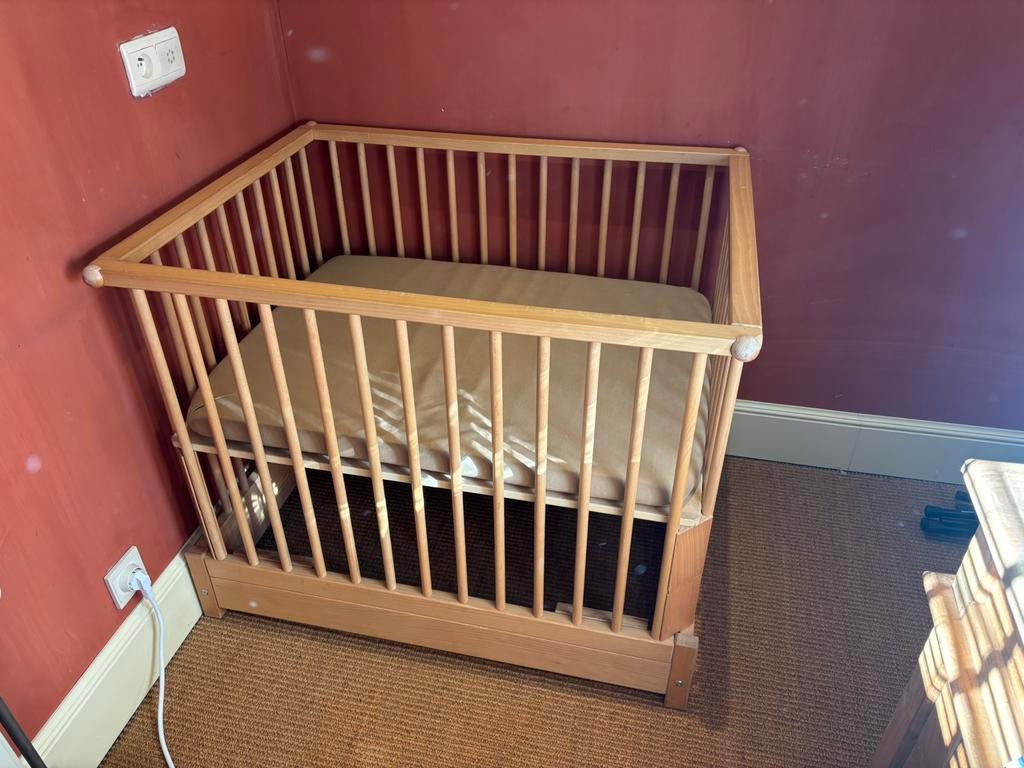 Houten baby box / babypark, Ophalen, Gebruikt