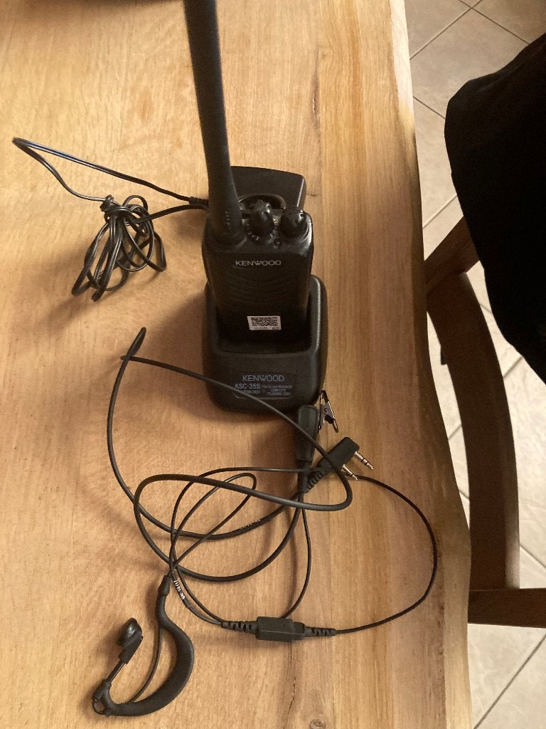 RADIO JACHT, Ophalen, Zo goed als nieuw