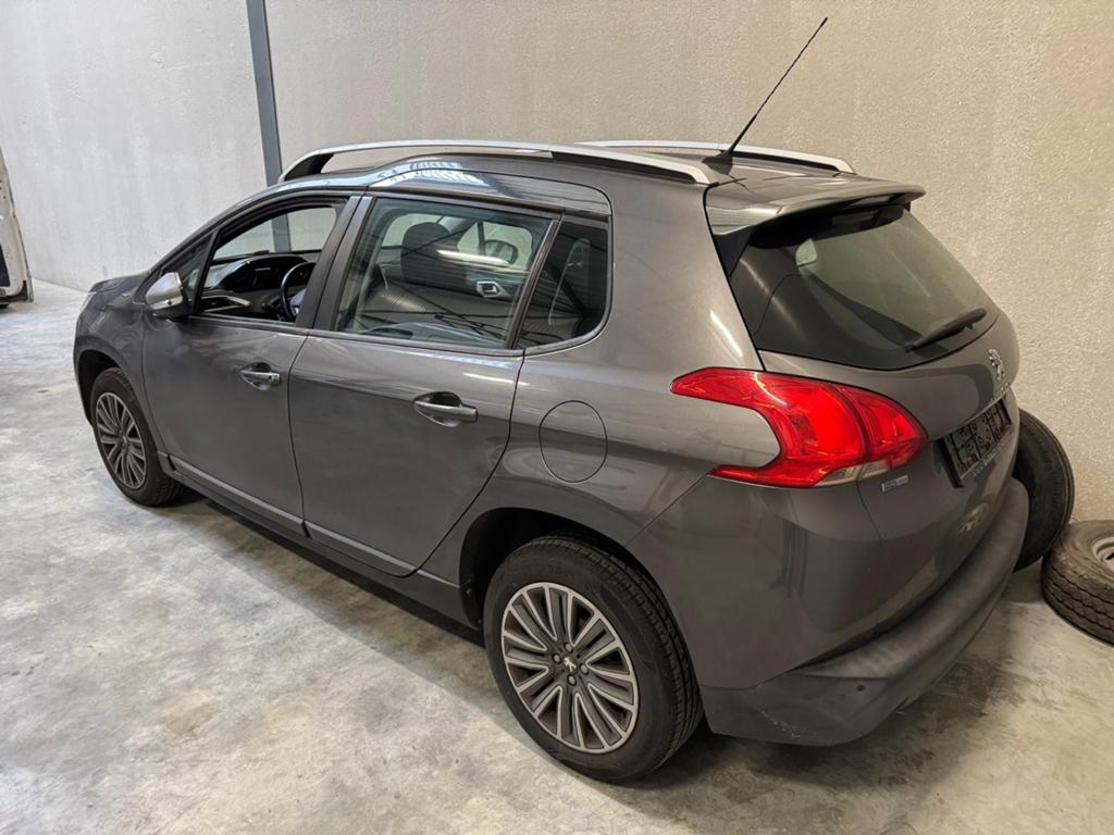 Peugeot 2008 2016 1.2 benzine, Autos, Peugeot, Argent ou Gris, Achat, Euro 6, Entreprise
