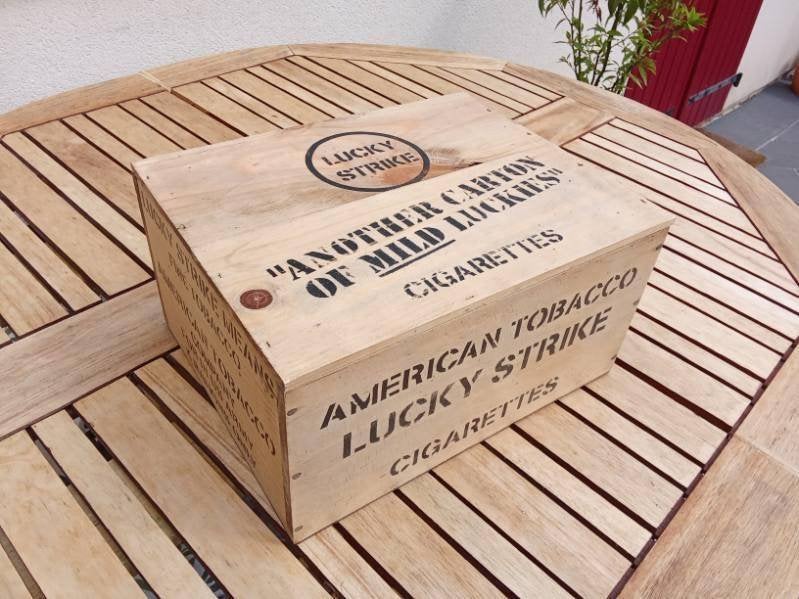 Caisse US WW2 : LUCKY STRIKE CIGARETTES, Enlèvement ou Envoi