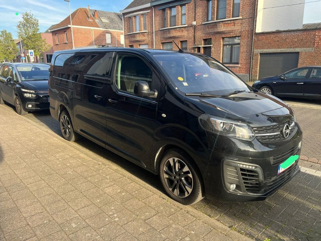 Opel Vivaro dubbel cabine, Auto's, Opel, Stof, Vivaro, Zwart, Particulier