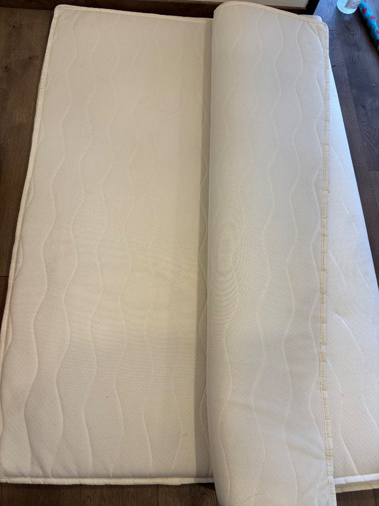 Sur matelas 160x200, Matelas, Enlèvement, Utilisé, 200 cm