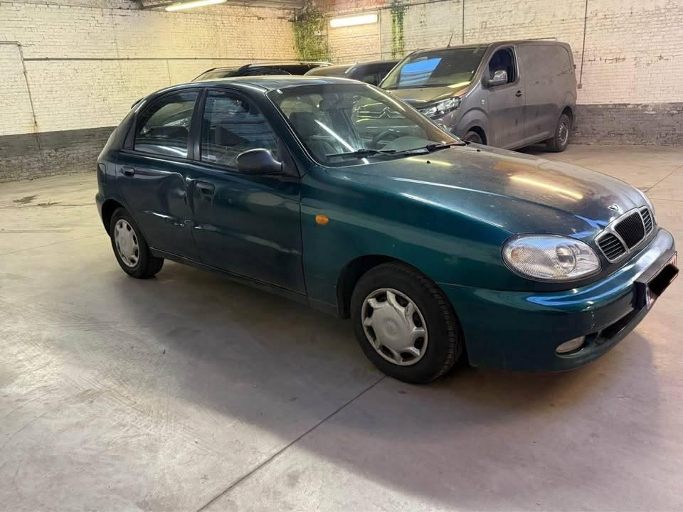 Daewoo Lanos 1.5I ***benzine / 127.748km / Airco***, Auto's, Voorwielaandrijving, Stof, Elektrische ramen, 63 kW