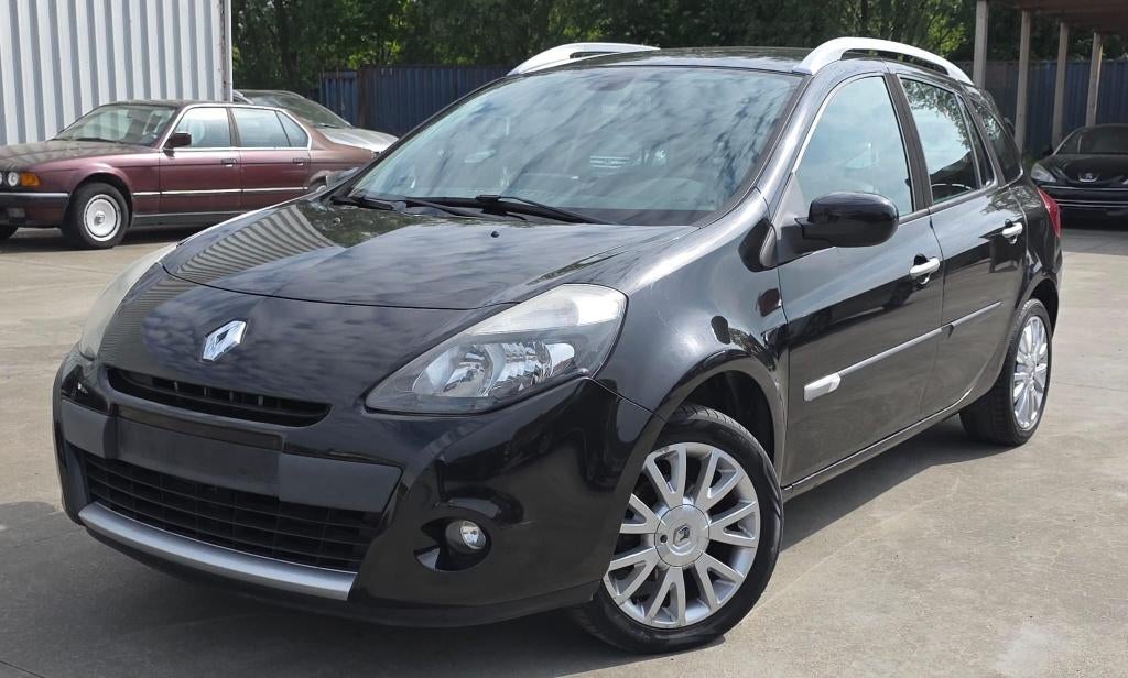 Renault Clio 1.2 TCe Expression, Auto's, Renault, Voorwielaandrijving, Euro 5, Stof, Zwart