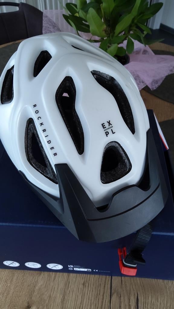 Fietshelm, Fietsen en Brommers, Ophalen, M