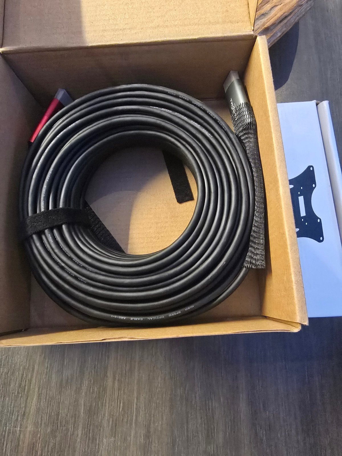 hdmi kabel 30 meter 2 dozen nieuw, Audio, Tv en Foto, Audiokabels en Televisiekabels, Ophalen of Verzenden, Nieuw, 10 meter of meer