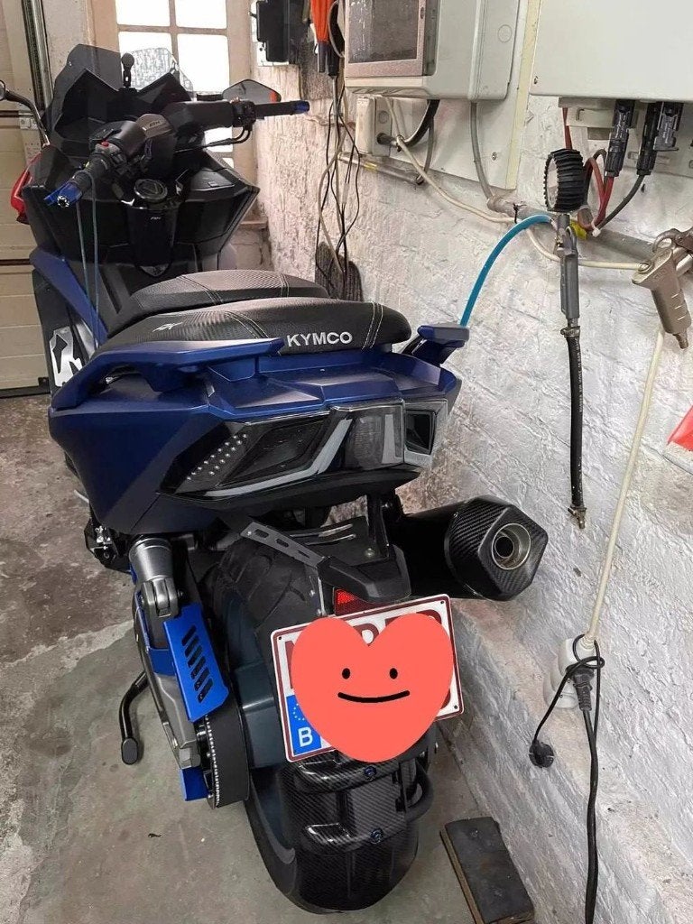 Kymco AK550, Vélos & Vélomoteurs, 550 cm³, Autres modèles, Comme neuf, Classe B (45 km/h)