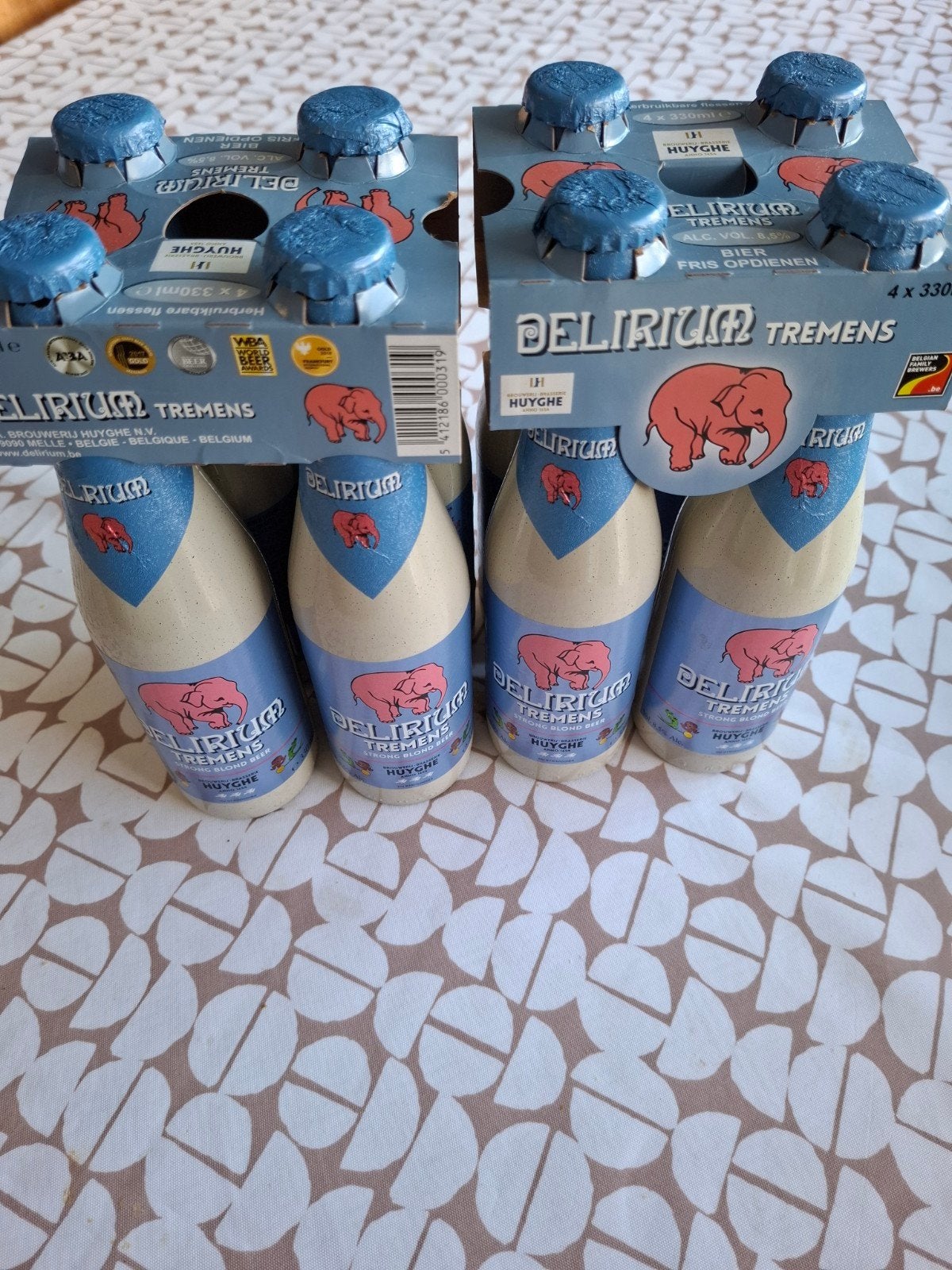 Delirium, Enlèvement, Bouteille(s)