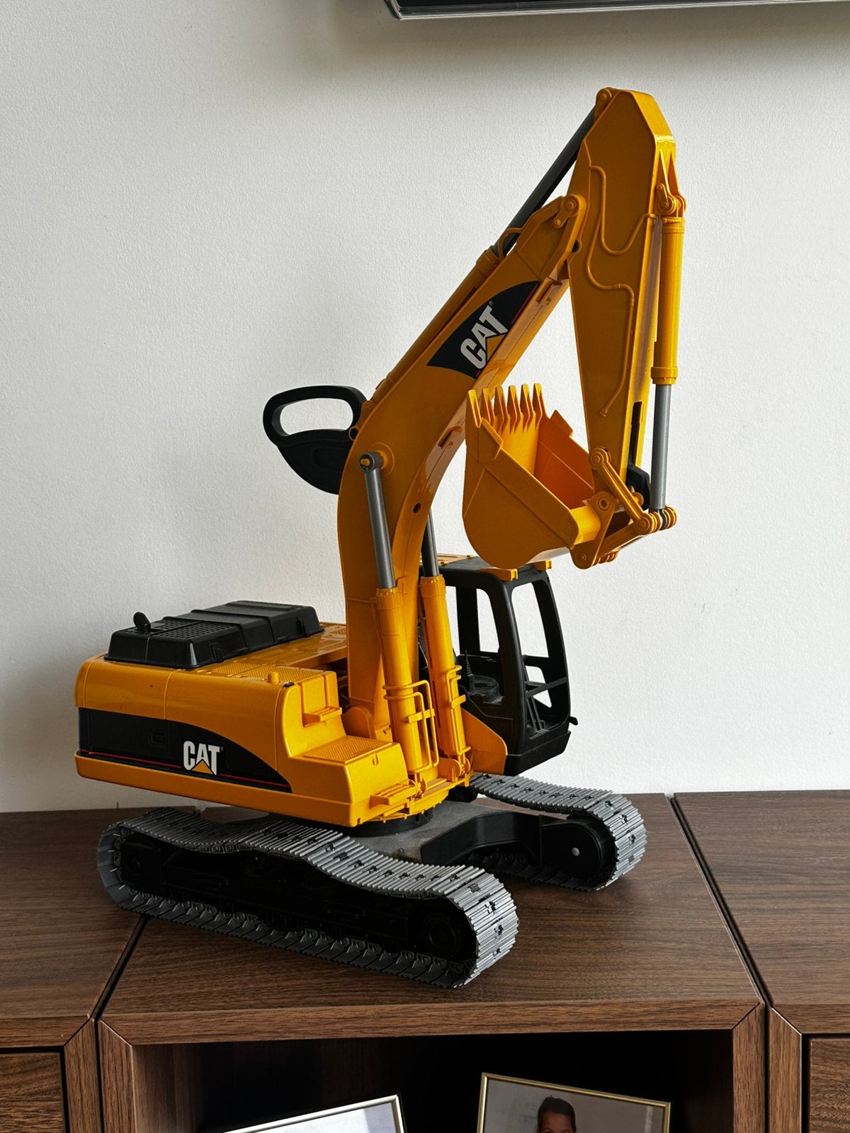 Stevige CAT Caterpillar speelgoed graafmachine., Kinderen en Baby's, Speelgoed |Speelgoedvoertuigen, Ophalen of Verzenden, Zo goed als nieuw