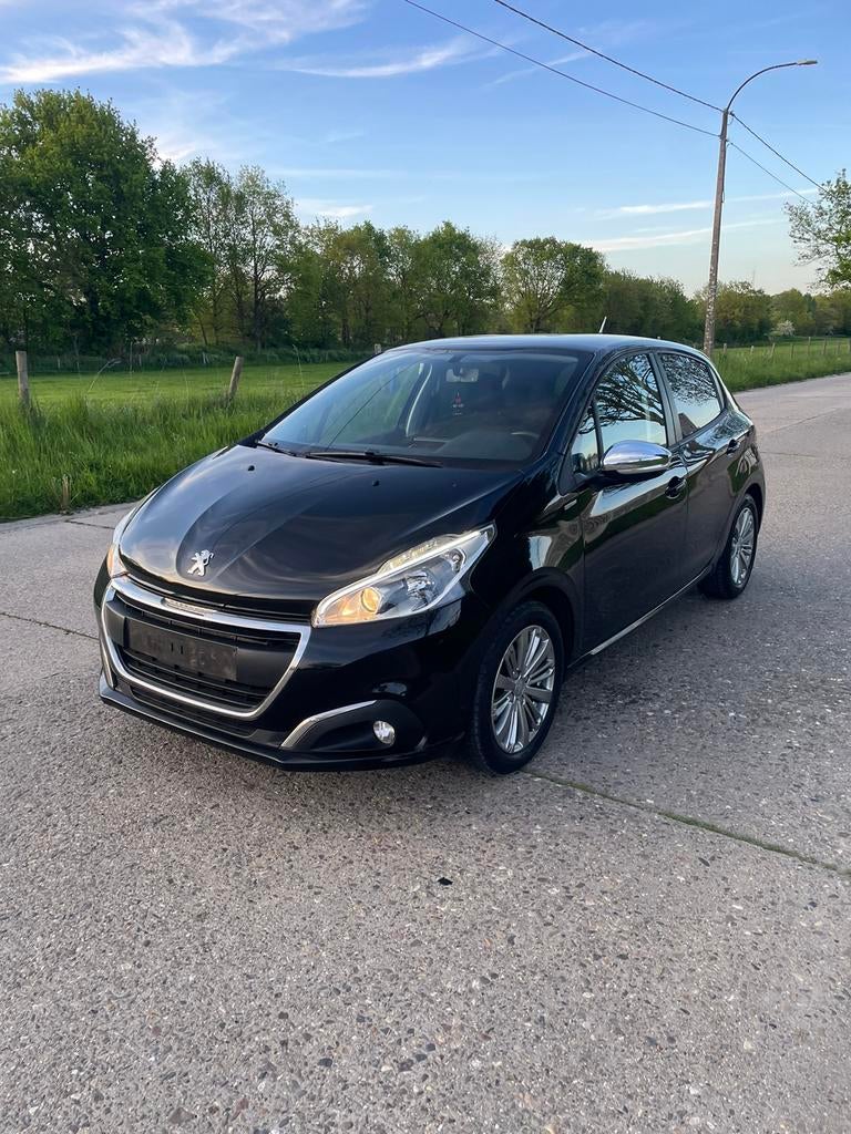 PEUGEOT 208 1.2 BENZINE 2017 DIRECT BESCHIKBAAR, Achat, Entreprise, Boîte manuelle, Noir