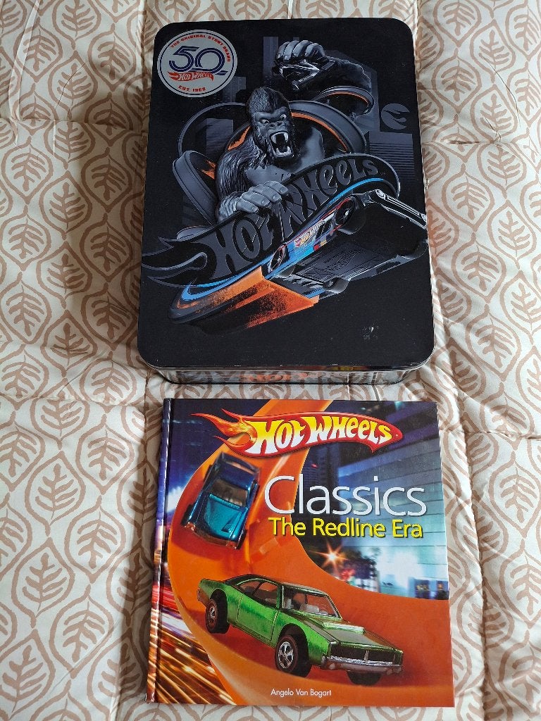 Hot wheels koffer en boek, Ophalen