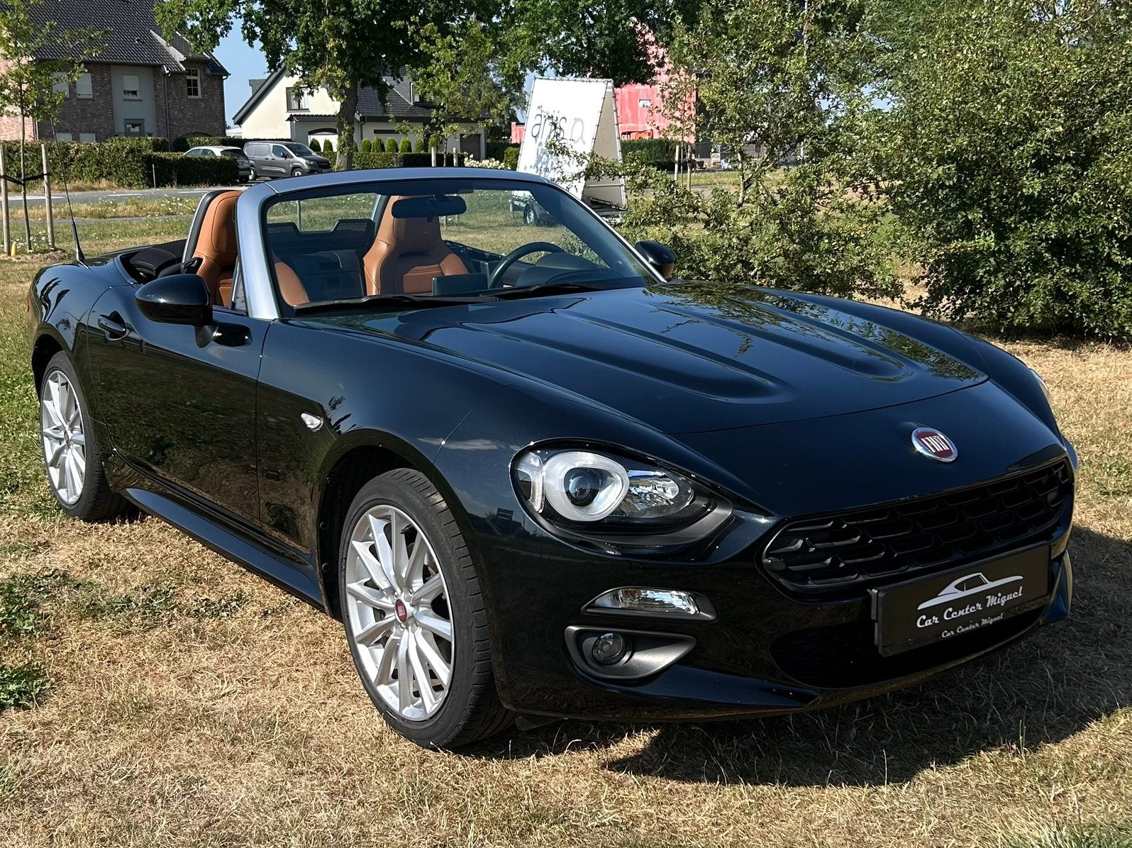 Fiat 124 Spider Lusso, Autos, Fiat, Entreprise, 124 Spider, Caméra 360°, ABS, Airbags, Air conditionné, Climatisation automatique