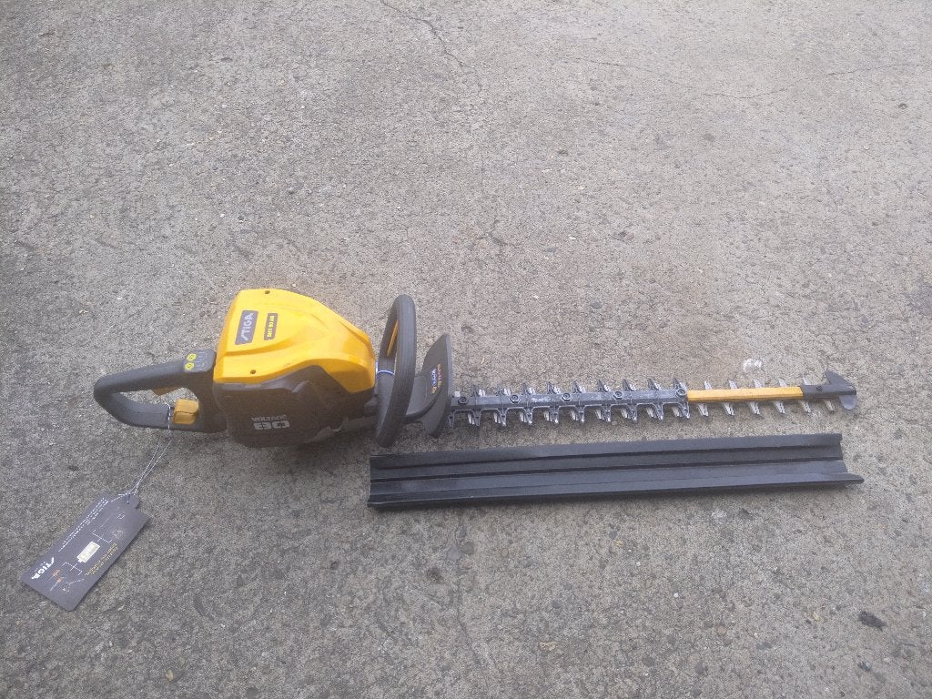 Stiga haagschaar SHT80 AE  (80 Volt), Tuin en Terras, Heggenscharen, Ophalen, Nieuw, Accu, Stiga