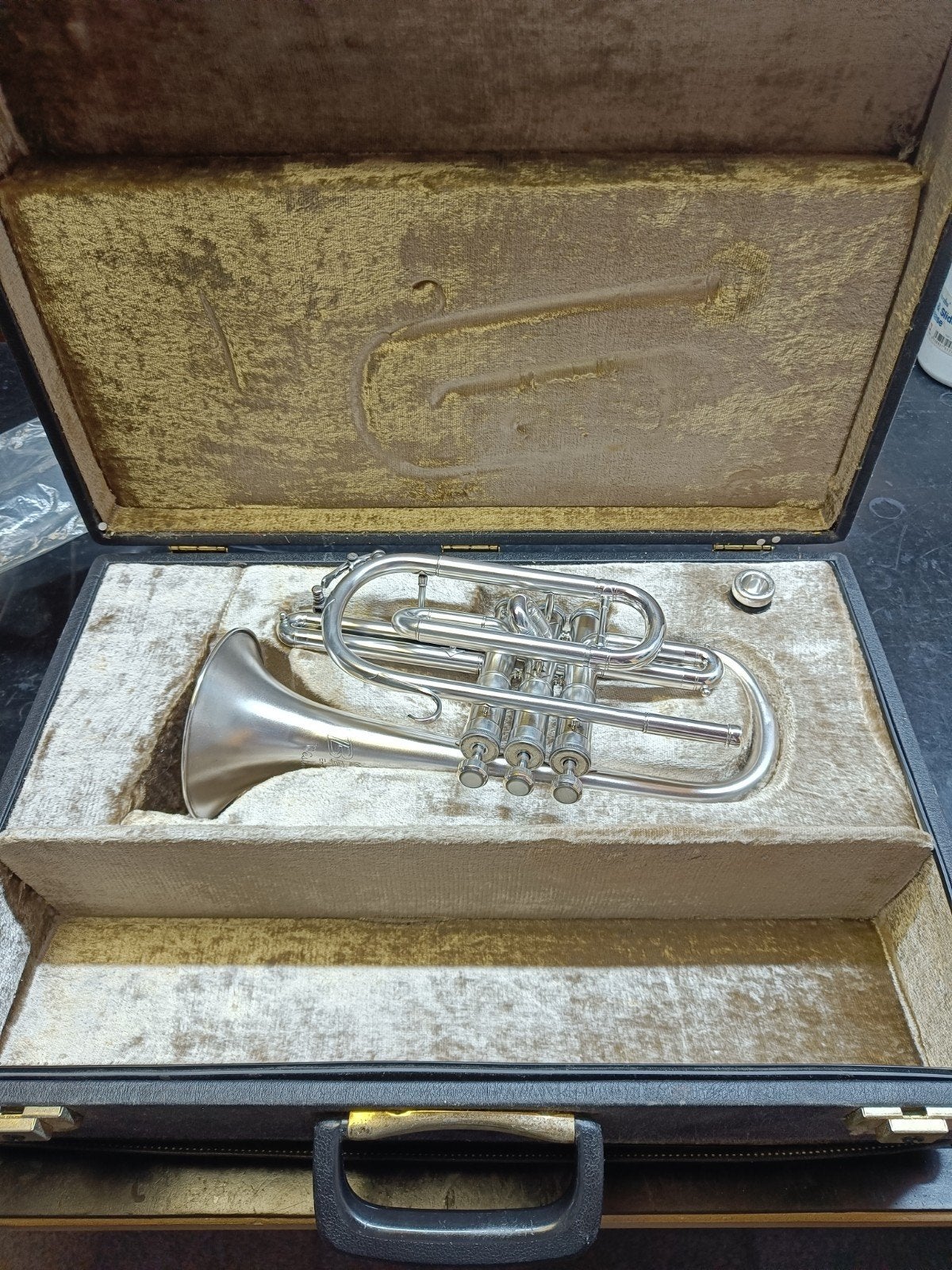 Besson New standard Cornet Bb, Muziek en Instrumenten, Blaasinstrumenten | Trompetten, Ophalen