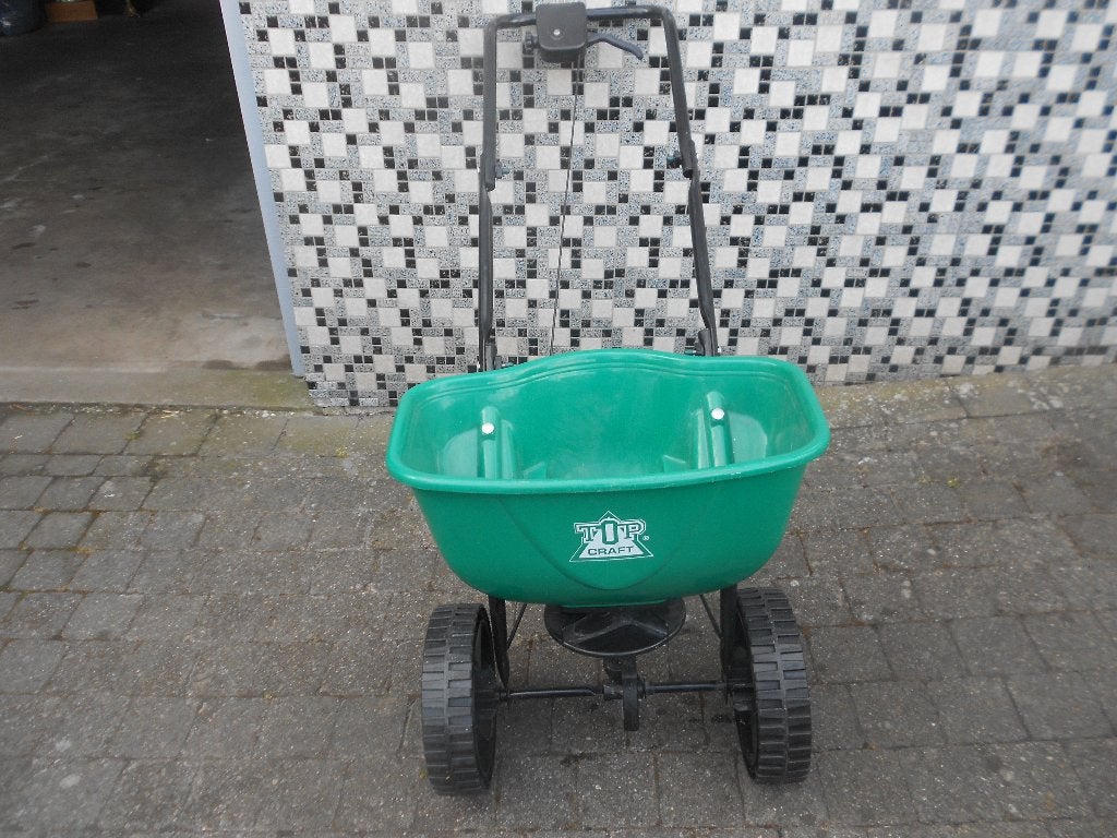 épandeur marque top craft servi une fois, Tuin en Terras, Ophalen, Zo goed als nieuw