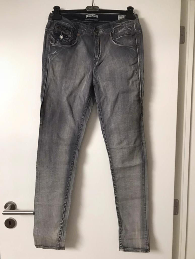 Jeans Garcia gris. Taille 31., Enlèvement ou Envoi, Porté, Gris, W28 - W29 (confection 36)