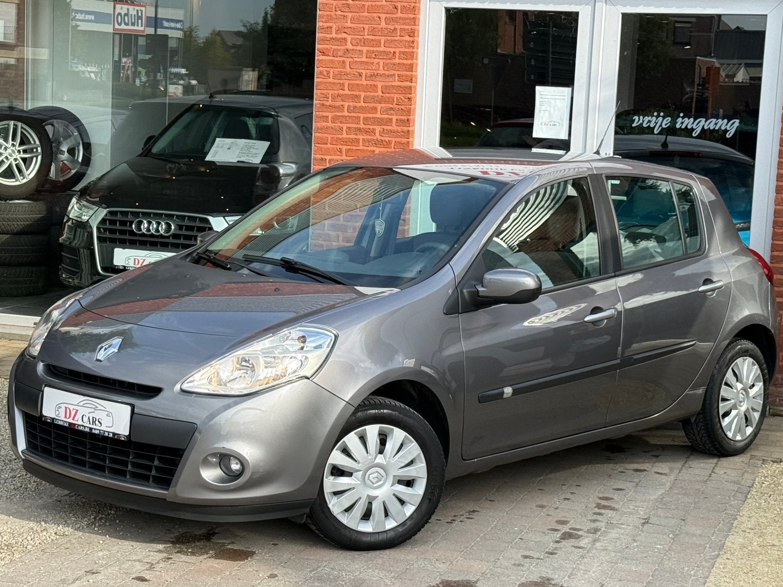 RENAULT CLIO 1.5DCI 86CH |CLIME | RADIO CD|1ER PROPRIÉTAIRE, Autos, Renault, Argent ou Gris, Achat, 63 kW, Entreprise