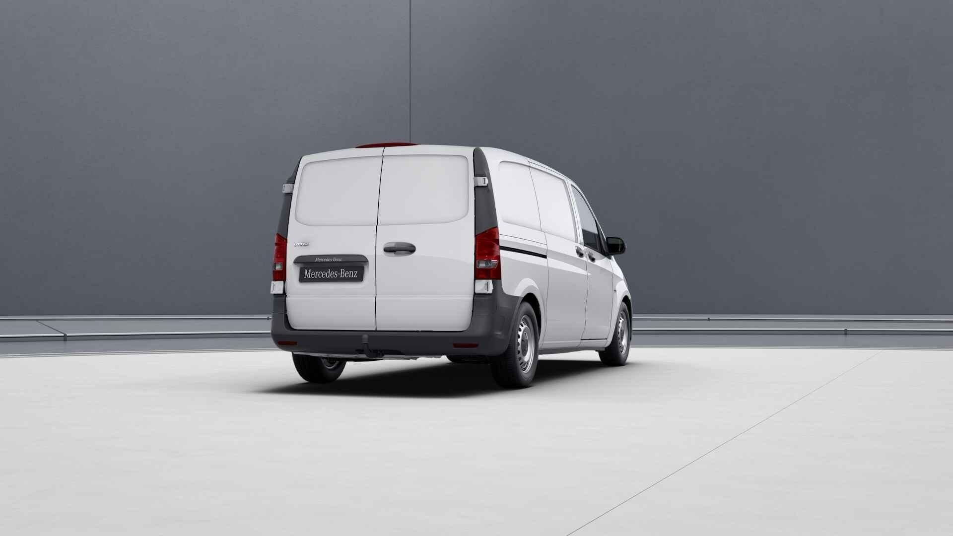 Mercedes-Benz Vito 114 CDI 9G-TRONIC L2 | Trekhaak | Verwarm, 4 deurs, Gebruikt, Zwart, 4 cilinders
