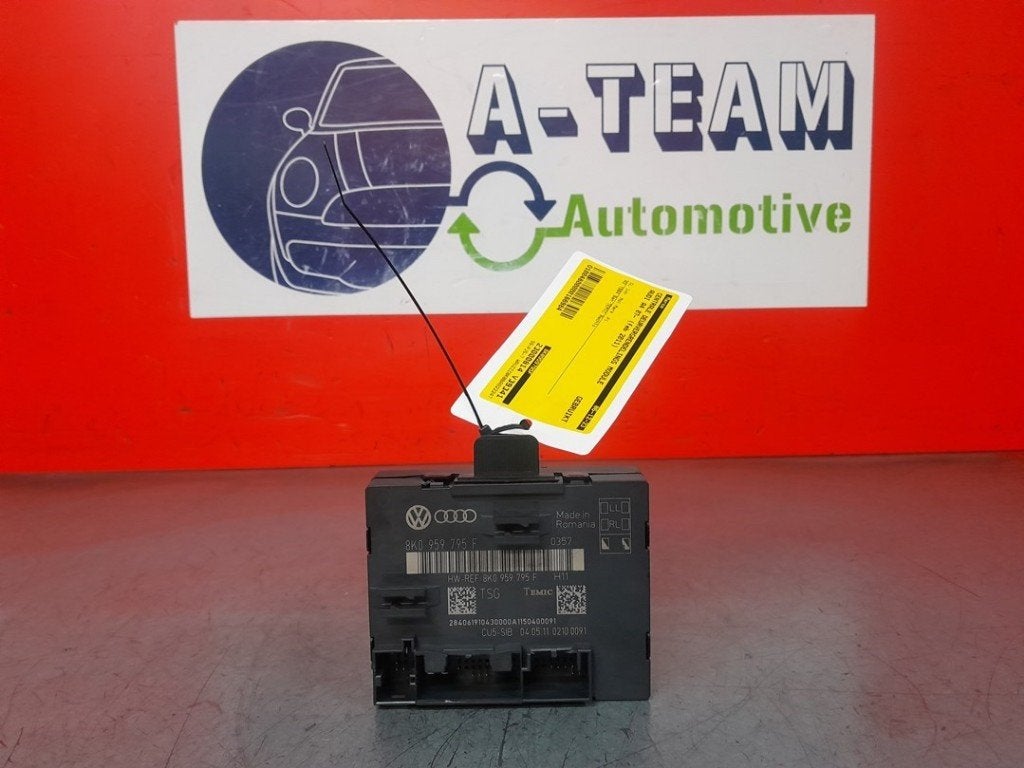 ORDINATEUR VEROUILLAGE CENTRALISE Audi A4 Avant (B8), Auto-Union-Straße  1,
85057  Ingolstadt, DE, Info@audi.de, Audi, Utilisé