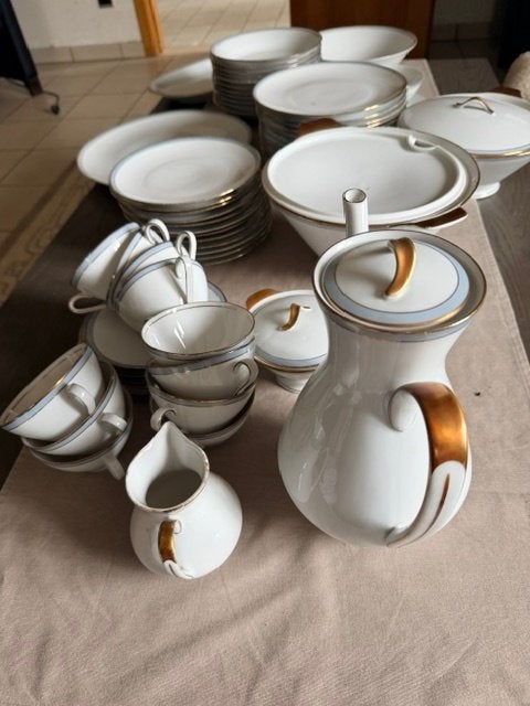 Servies, kompleet, Huis en Inrichting, Ophalen, Gebruikt, Overige merken, Klassiek