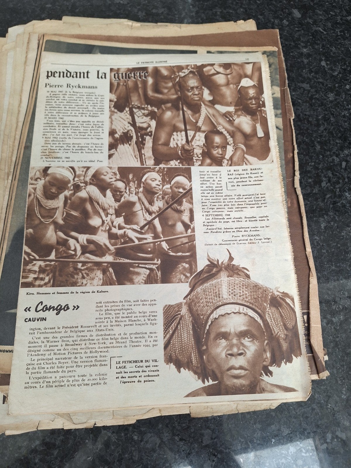 Ancien journaux de guerre.
Allemande et autres, Collections, Enlèvement ou Envoi