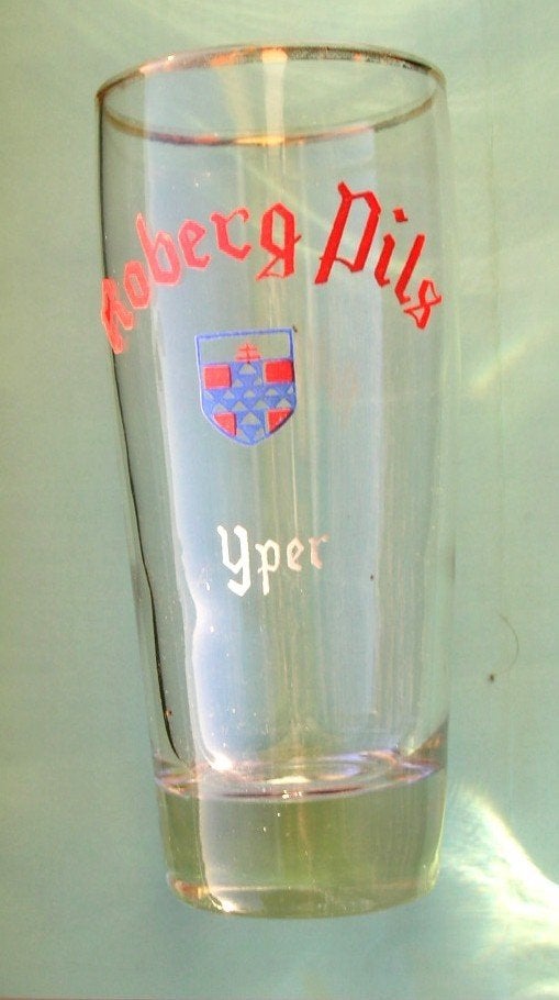 Roberg Pils  Yper, Verzamelen, Biermerken, Ophalen of Verzenden, Zo goed als nieuw, Glas of Glazen