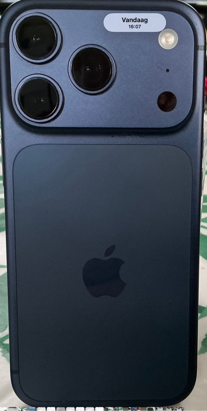Iphone 17 Pro 256 Gb donker blauw , 13 mnd garantie !!, Ophalen, IPhone 17, Blauw, Zo goed als nieuw