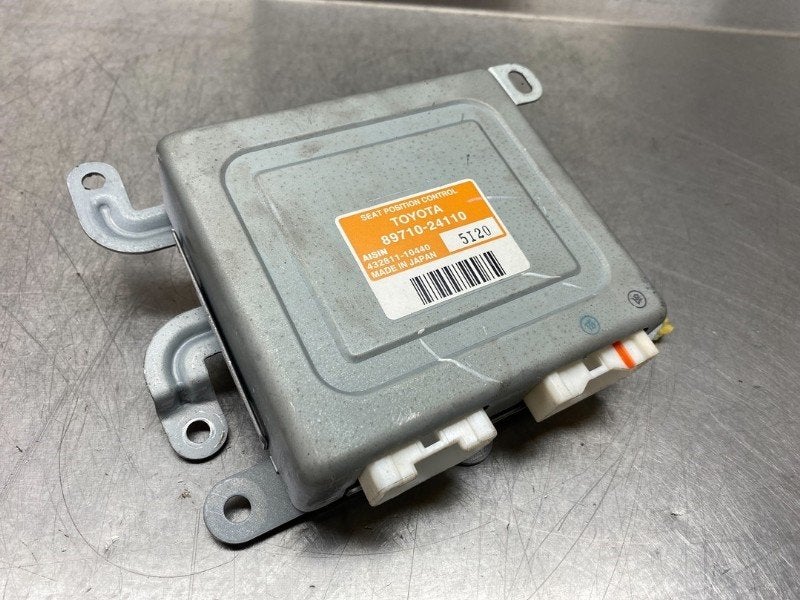 COMPUTER STOEL Lexus SC (01-2001/07-2010) (|8971024110|), Gebruikt, Lexus