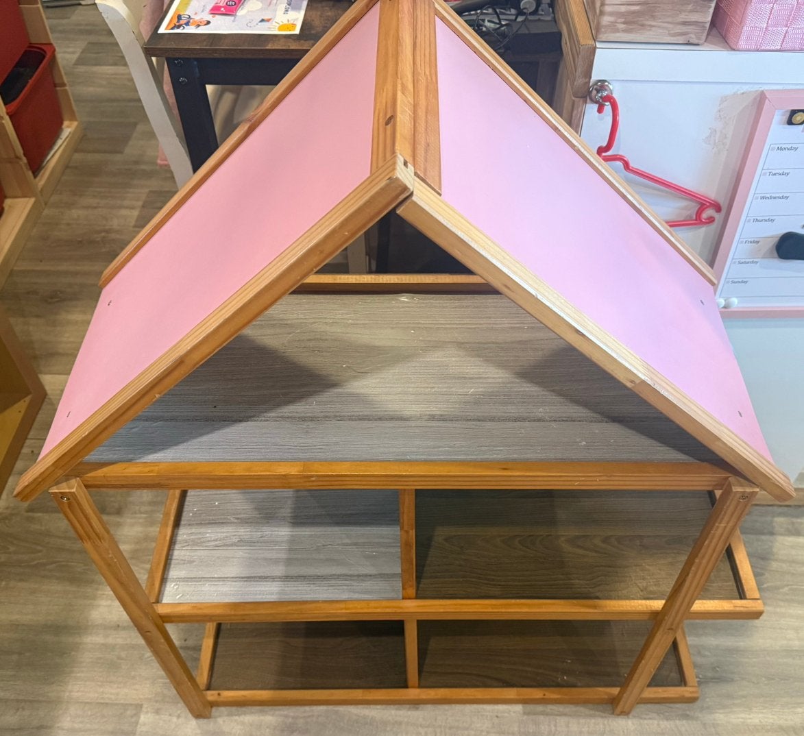 Groot poppenhuis, Kinderen en Baby's, Speelgoed | Buiten | Speelhuisjes, Ophalen, Zo goed als nieuw, Hout
