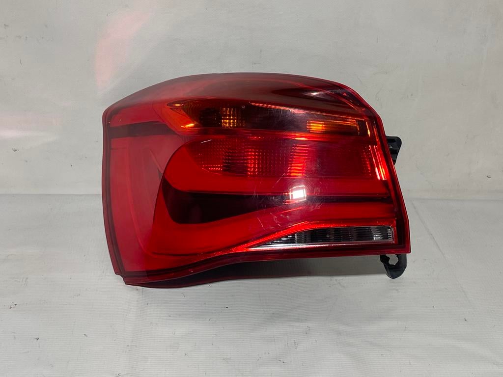Feux arrière gauches ABM 7359017 BMW  F20 LCI, D, Enlèvement, BMW, D