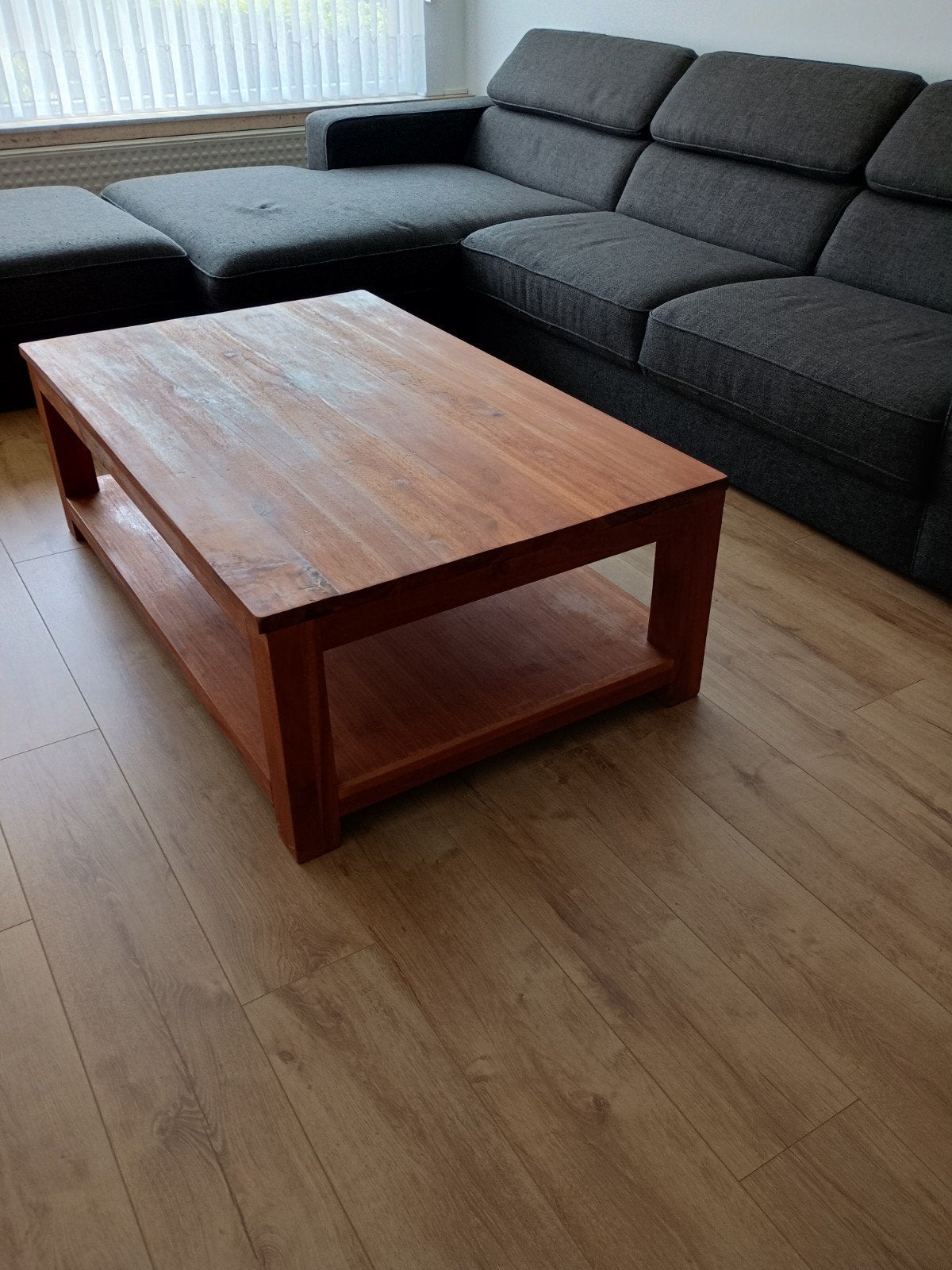 Teak houten salontafel, Ophalen