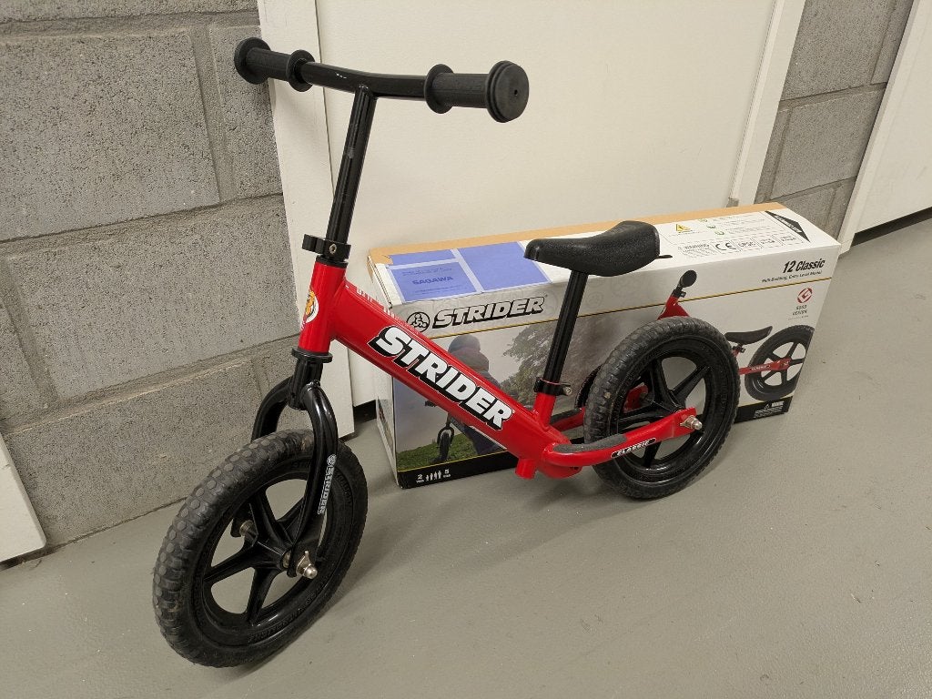 strider loopfiets rood, Kinderen en Baby's, Ophalen, Gebruikt, Loopfiets