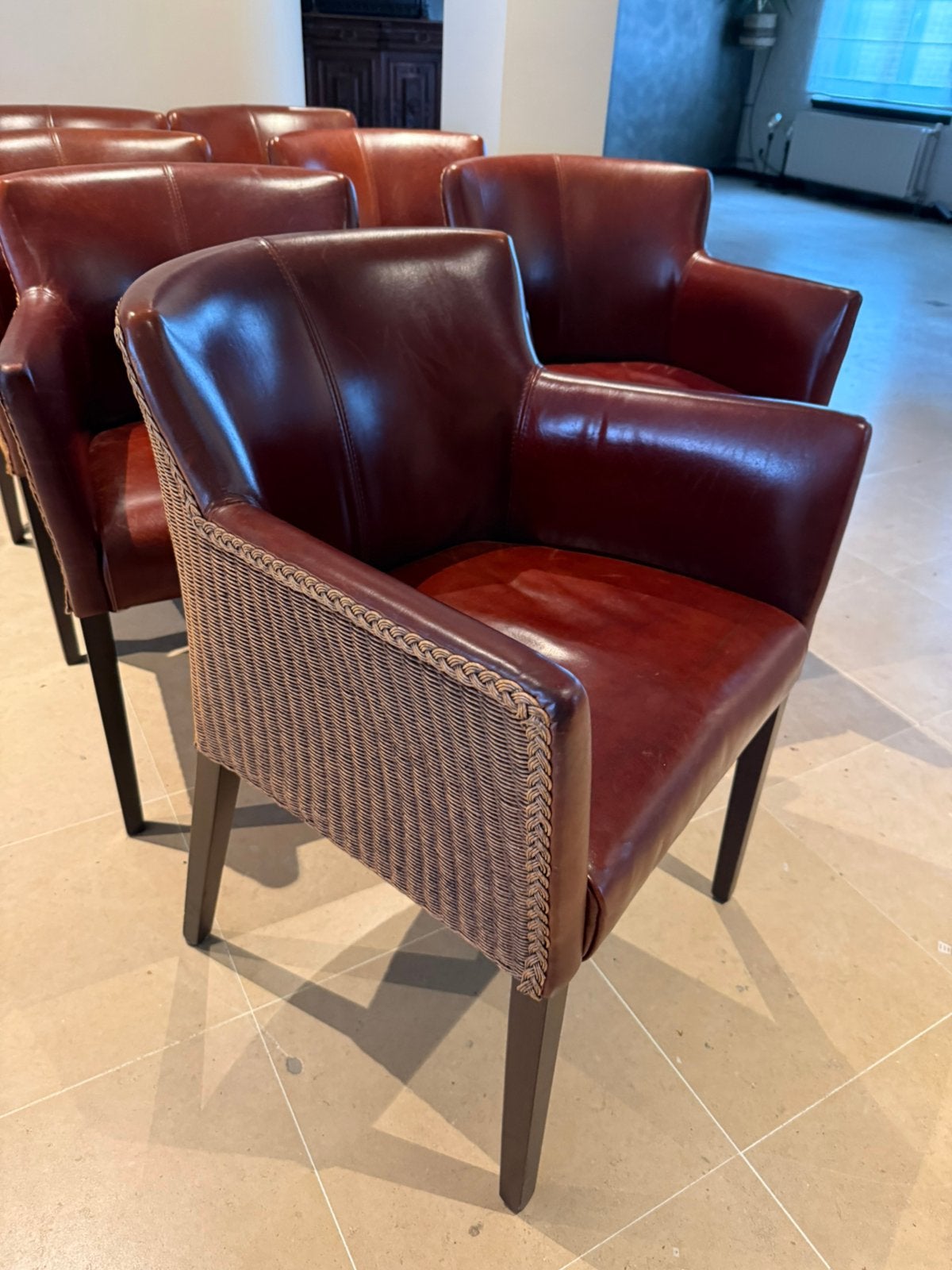 Lederlook kuip stoel 6+1 gratis, Huis en Inrichting, Ophalen, Bruin, Leer, Zo goed als nieuw