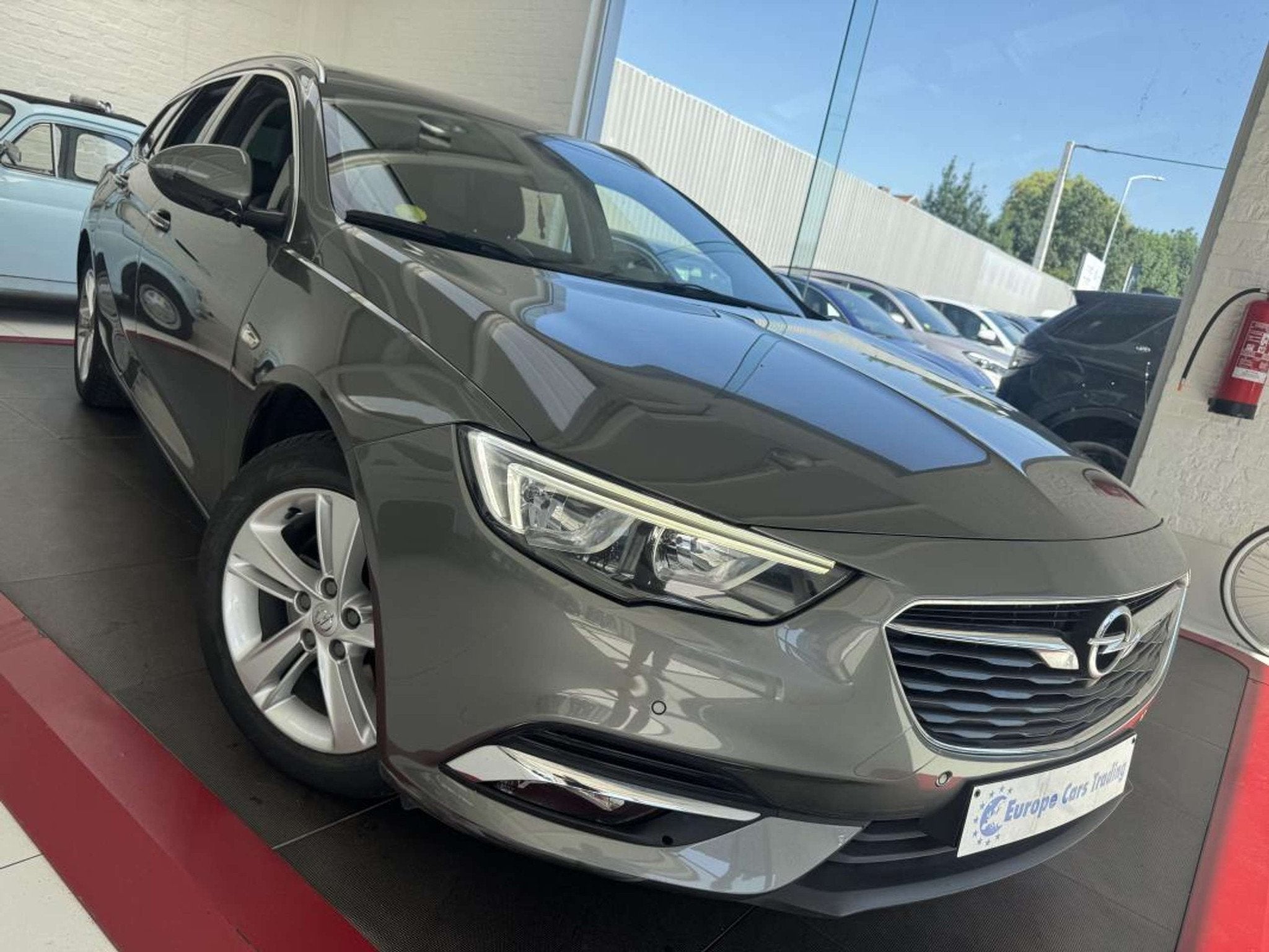 Opel Insignia SPORTS TOURER 1.6CDTI 136CH BVA DISTRIBUTION A, Auto's, Gebruikt, 136 pk, Bedrijf, 5 deurs