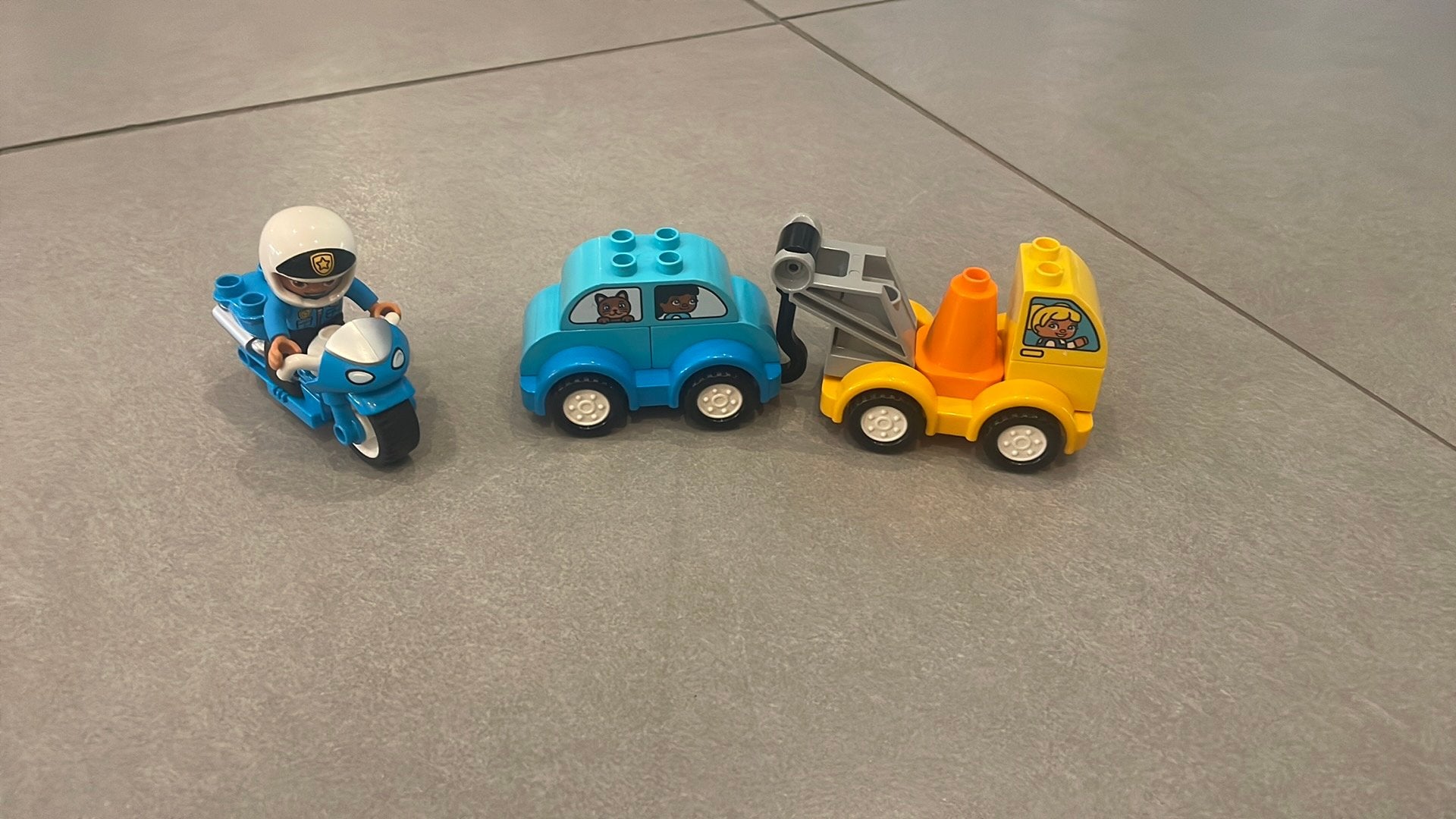 Duplo Takelwagen en politiemotor, Enlèvement, Comme neuf, Duplo