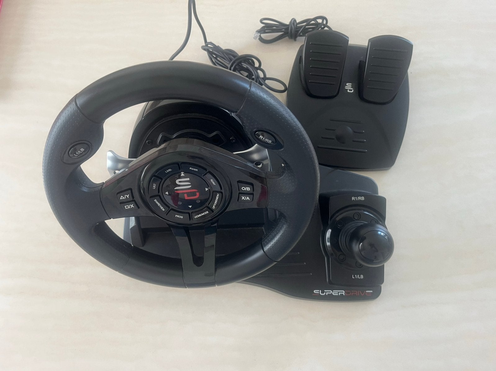 Volant SuperDrive et pédales adaptés à la Nintendo Switch, Consoles de jeu & Jeux vidéo, Enlèvement, Comme neuf