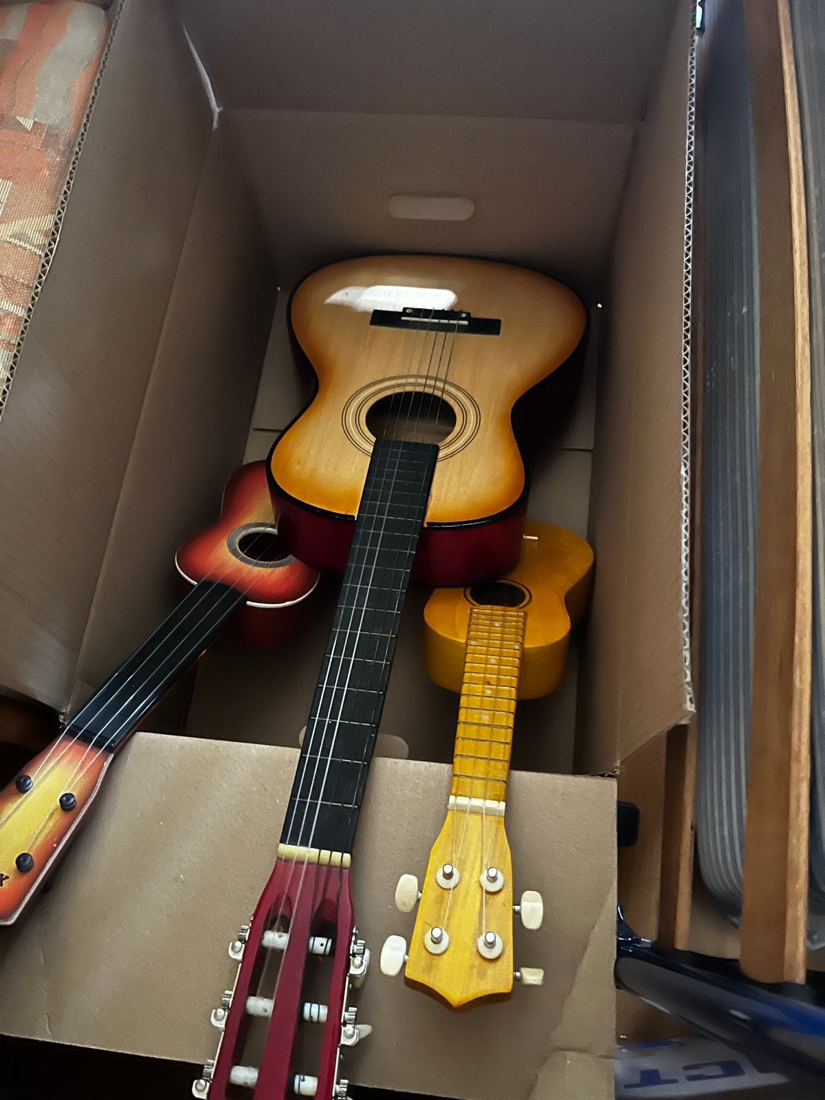 4 gitaren en ukelele’s - afhalen in Oudenaarde, Musique & Instruments, Enlèvement, Utilisé, Acoustique