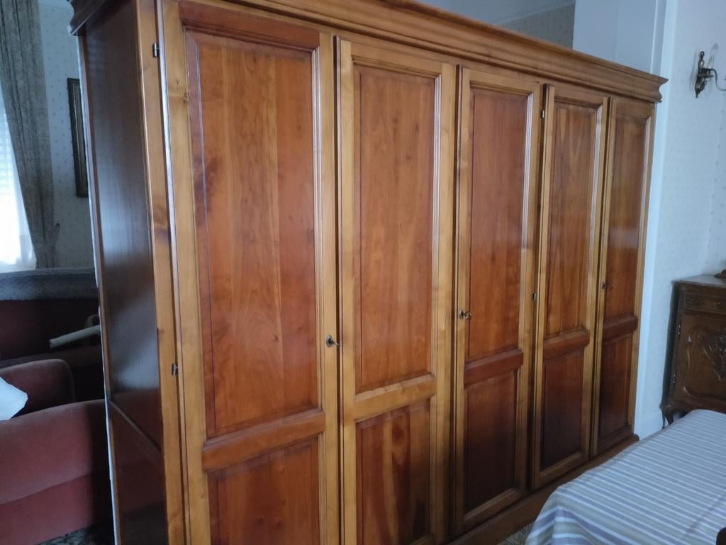 Garde robe la Grange, Enlèvement