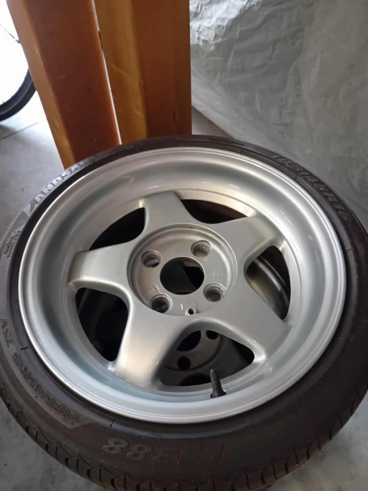 Ford Fiesta 15ers, steek 4x108., Auto-onderdelen, Ophalen, Band(en)