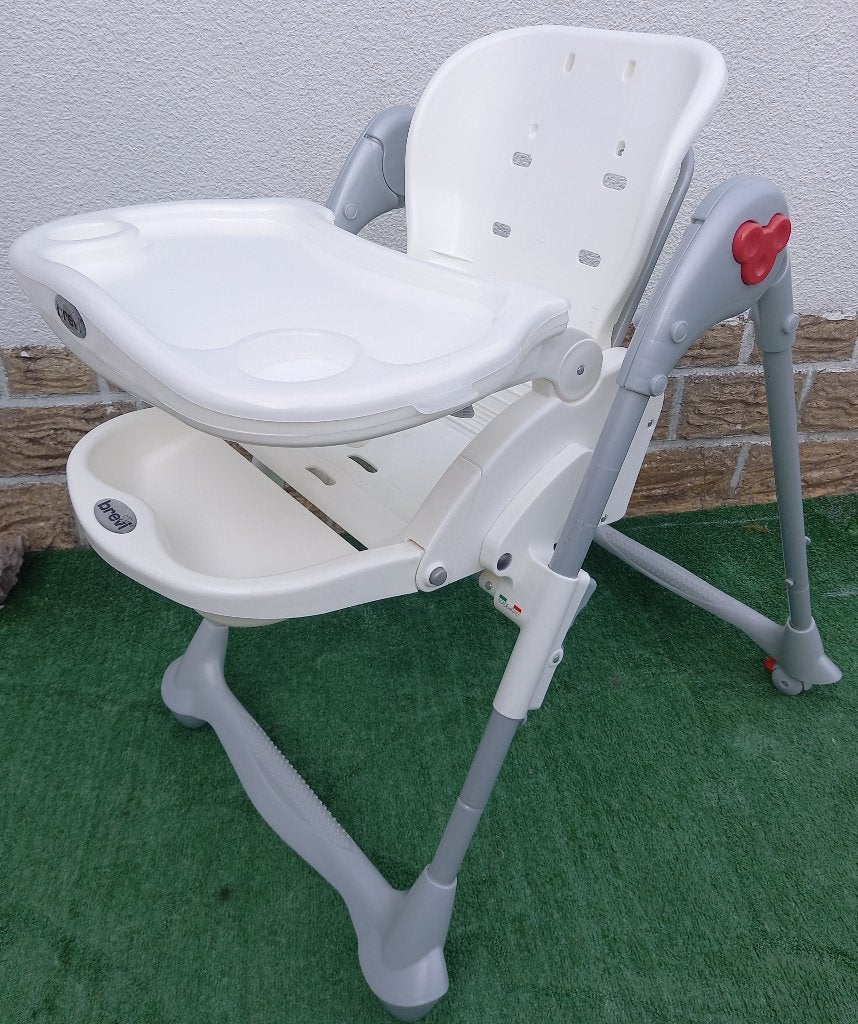 Chaise pour bebe brevi blanc - liege - libramont, Enfants & Bébés, Chaises pour enfants, Utilisé, Chaise pliante, Coulissant, Plateau amovible