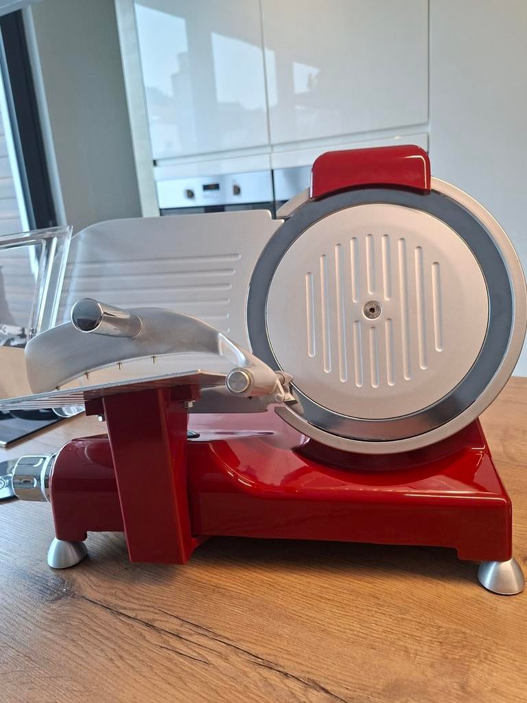 Snijmachine vleessnijmachine I-ron. Kleur rood., Ophalen