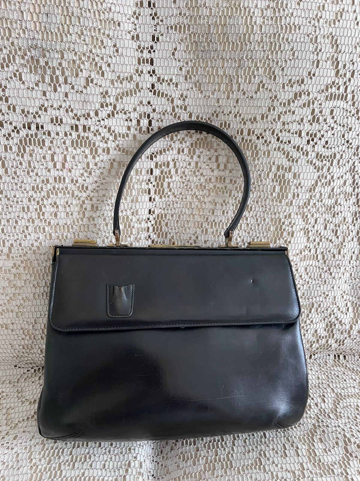 Sac DELVAUX vintage cuir noir, Bijoux, Sacs & Beauté, Enlèvement ou Envoi, Comme neuf, Noir