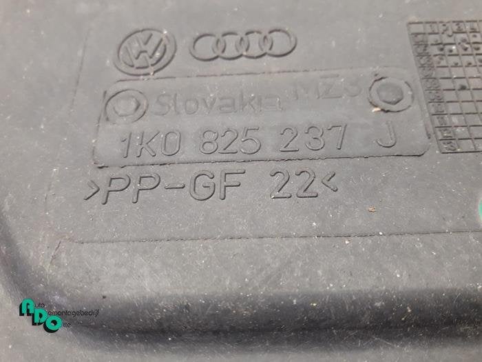 Plaque de protection moteur d'un Seat Leon (Leon 05-), -, 3 mois de garantie, Utilisé, -