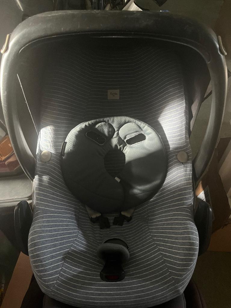 Maxicosi Pearl + opvolgautostoel + familyfix, Kinderen en Baby's, Ophalen, Gebruikt, 0 t/m 18 kg, Isofix
