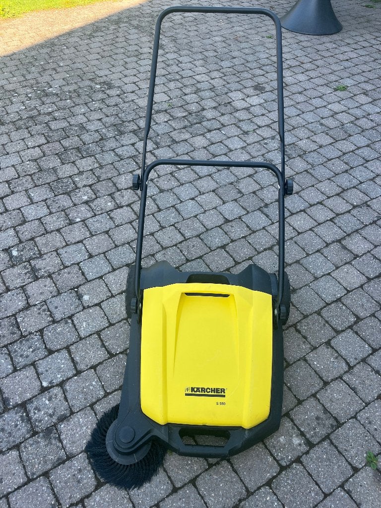 Kärcher S550 veegmachine, Tuin en Terras, Ophalen, Gebruikt