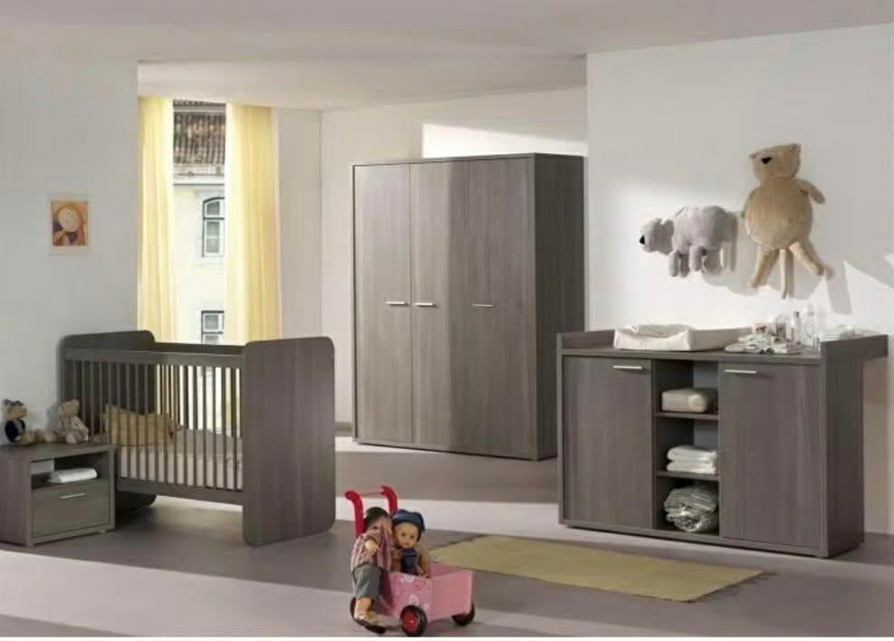 Chambre  a coucher évolutive, Enlèvement, Fille