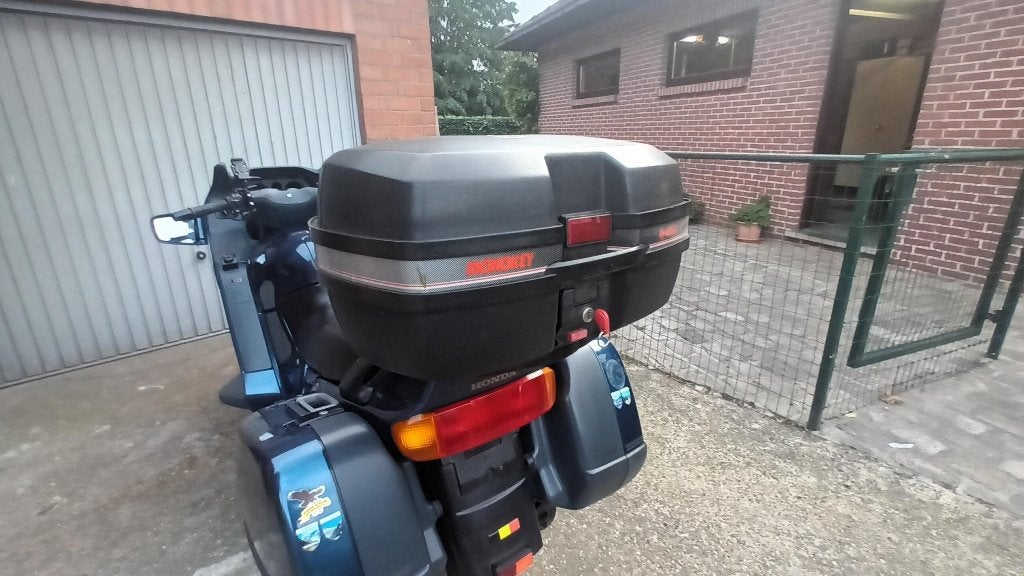 topkoffer Givi, Motoren, Ophalen of Verzenden, Zo goed als nieuw