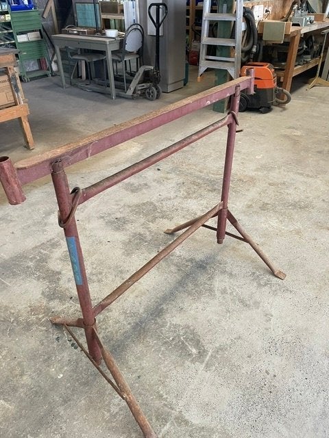 4  METALEN SCHRAGEN, Verbouw of Aanbouw